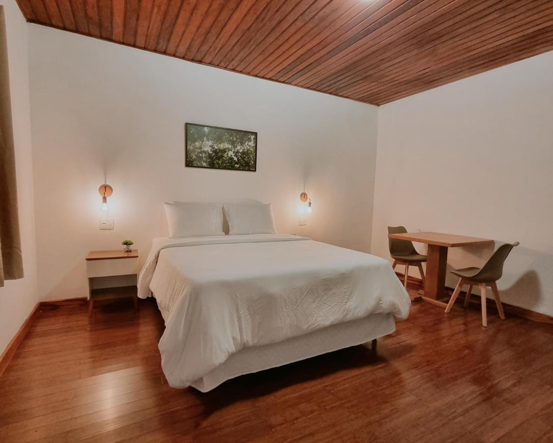 Casa Wald Hotel Campos do Jordao Bagian luar foto